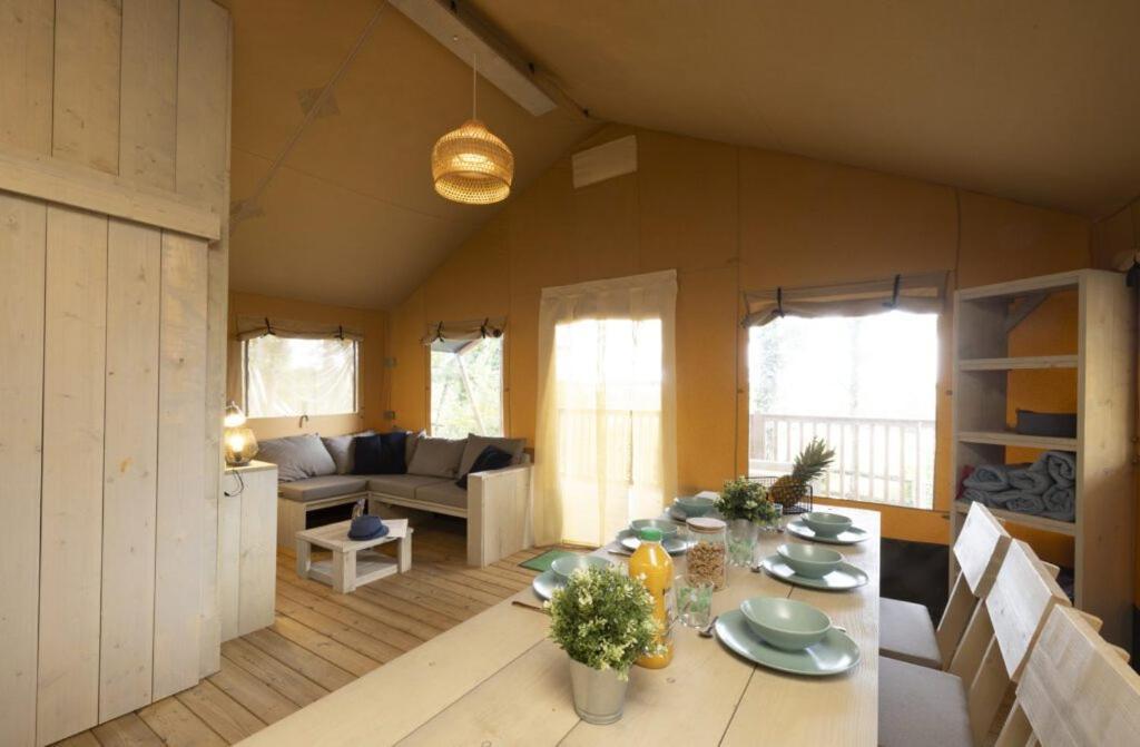 Camping Ushuaia Villages Au Bois Joli Andryes Екстер'єр фото